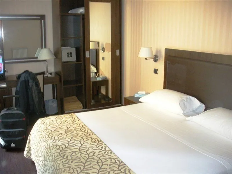 Hotel Villafranca Rome 4*,