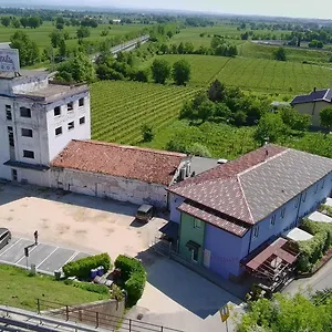 https://albergo-trattoria-italia.it-lombardy.com
