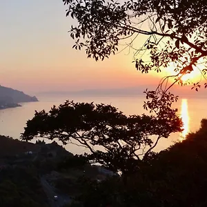 https://la-cage-aux-folles-bb.taorminaitalyhotels.com